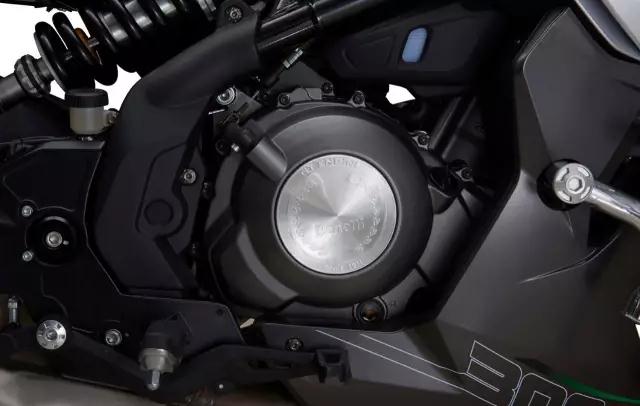Benelli 302 tourer revealed in China